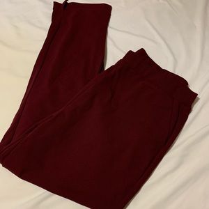 NWOT. Shein XL burgundy leggings